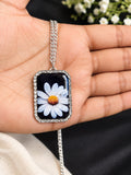 White Daisy Flower Pendant Necklace for Women | Elegant Floral Silver-Tone Necklace with Chain
